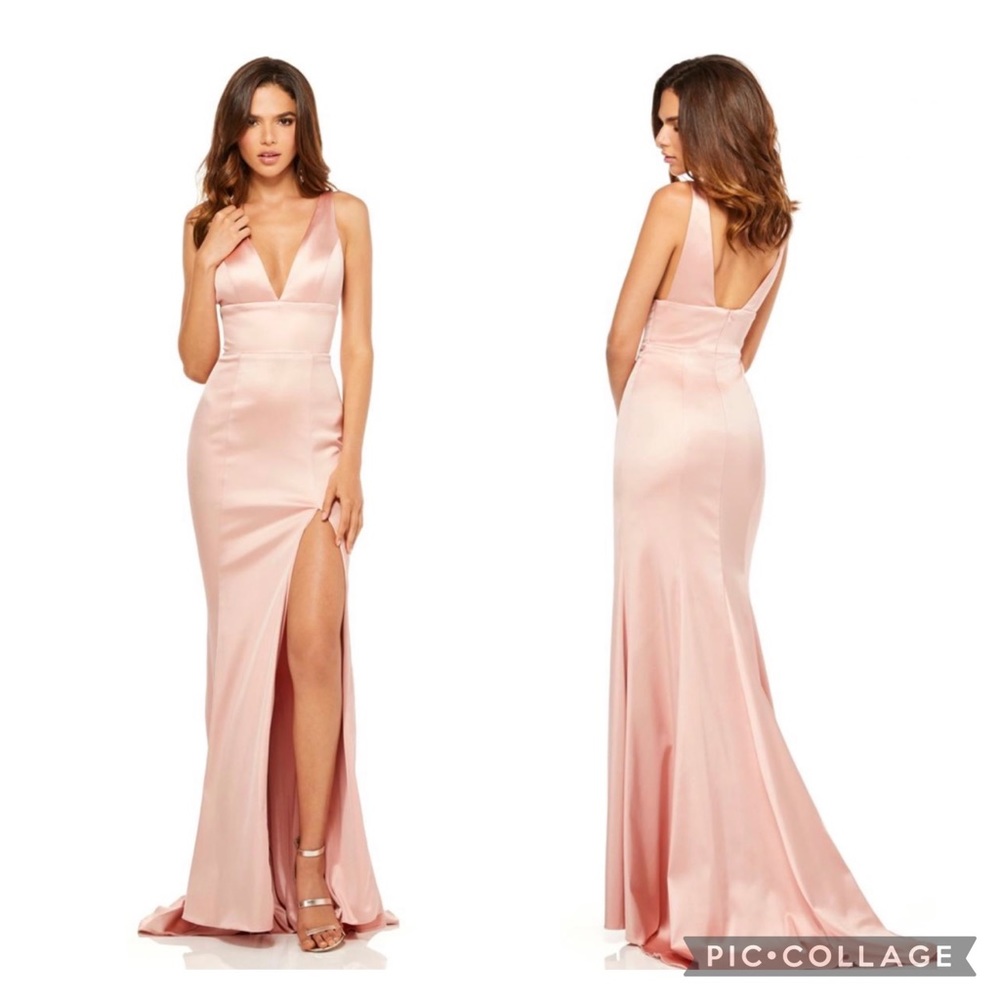 NWT Sherri Hill blush size 4